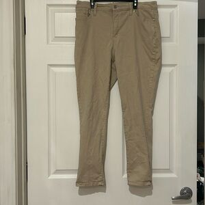 Women’s Crown and Ivy Khaki Pants